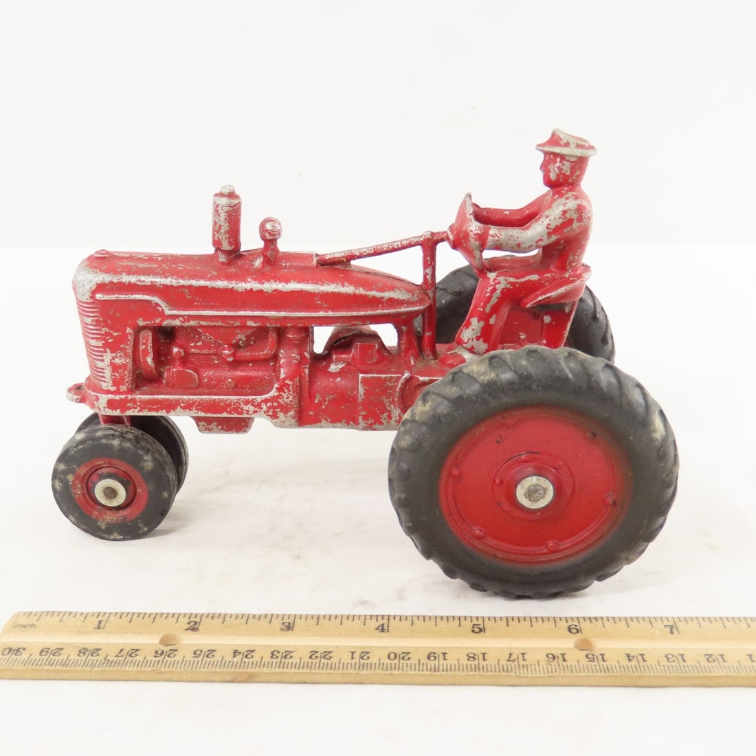 1950s ERTL Int'l Harvester Tractor & Driver - 2