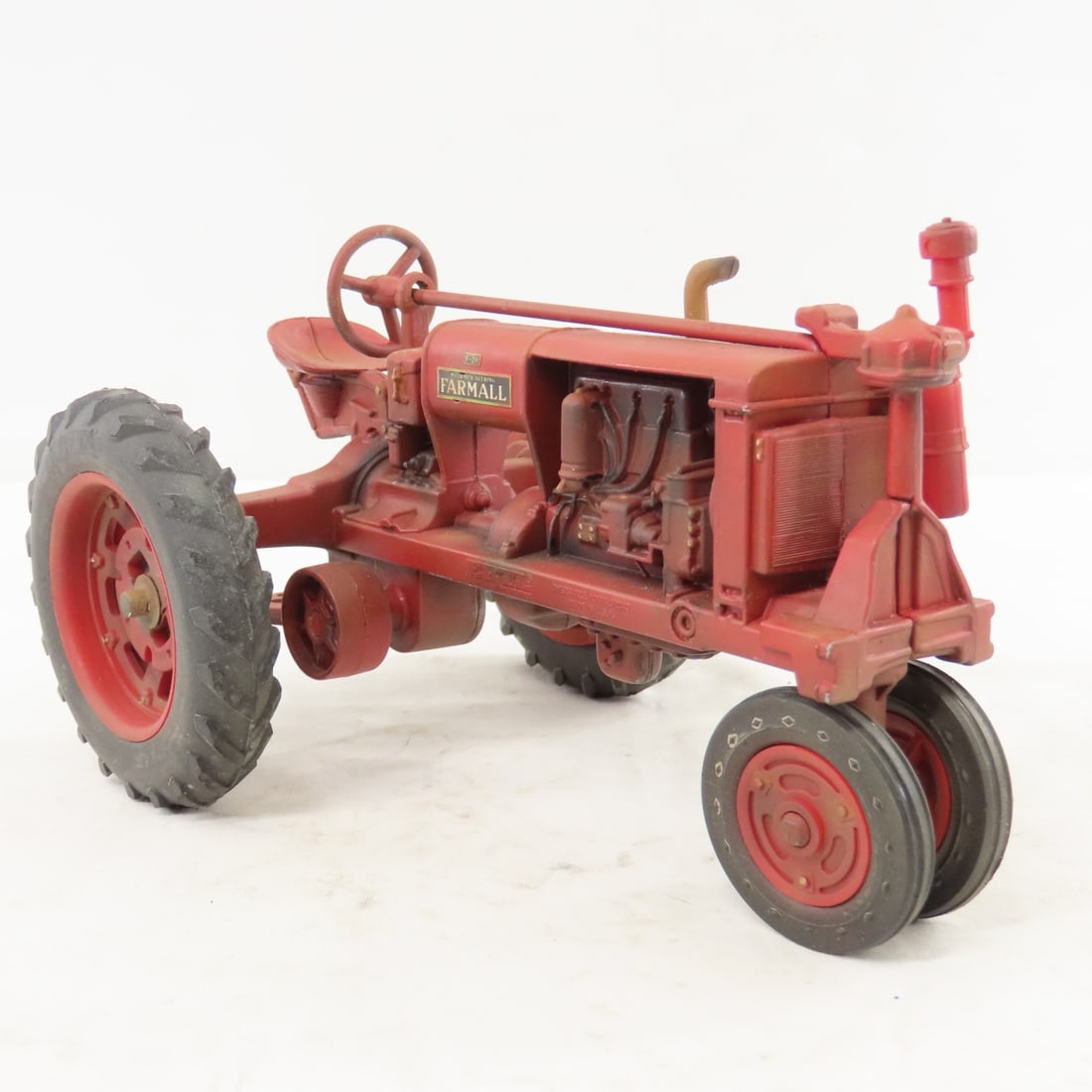 Custom ERTL Farmall F-20 Signed Valant '88 - 7