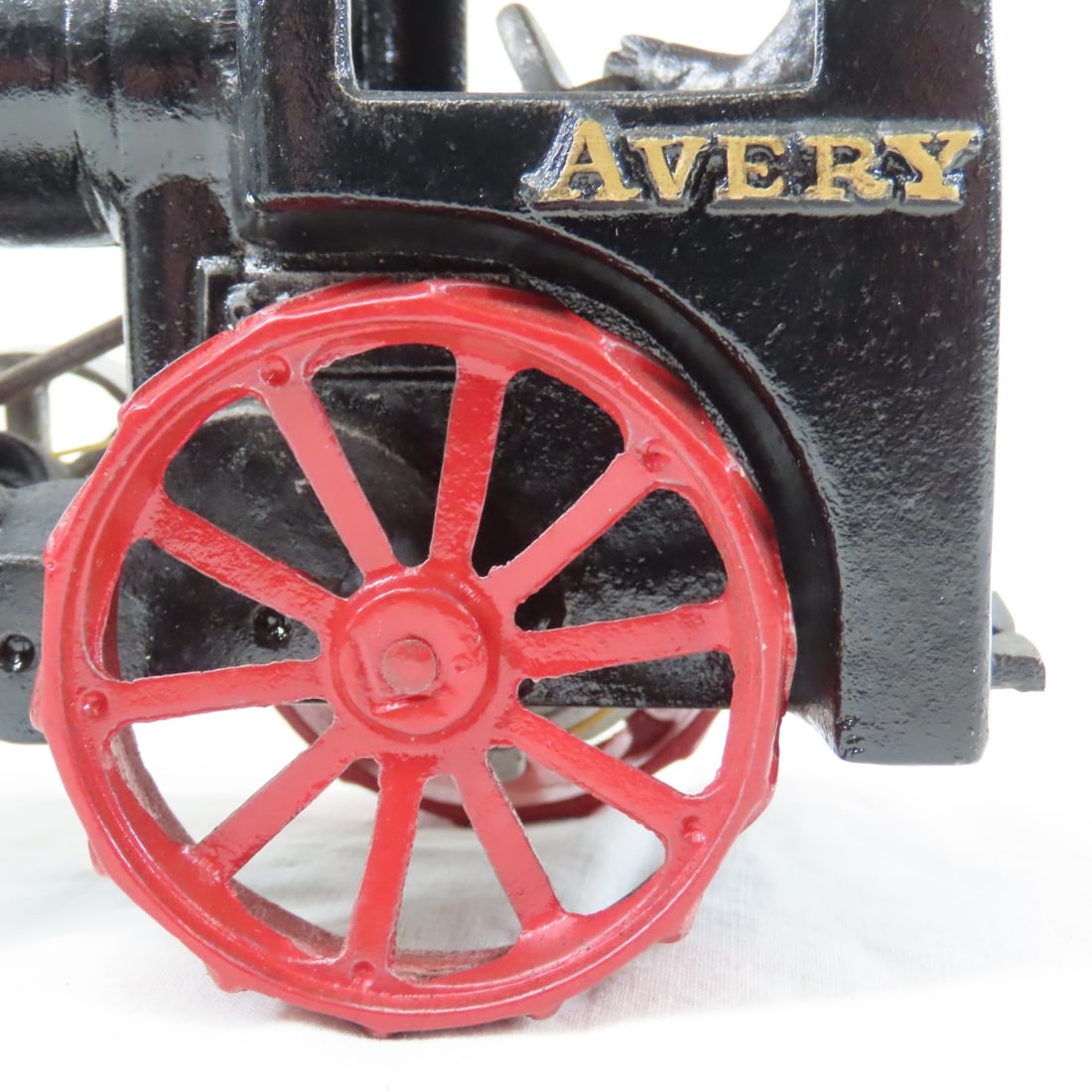 Irvin's Model Shop Avery Steam Engine - 17