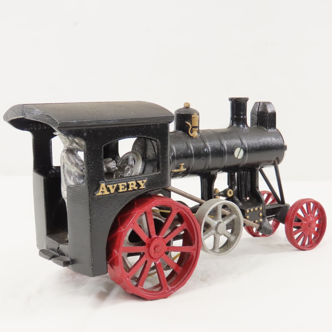 Irvin's Model Shop Avery Steam Engine - 5