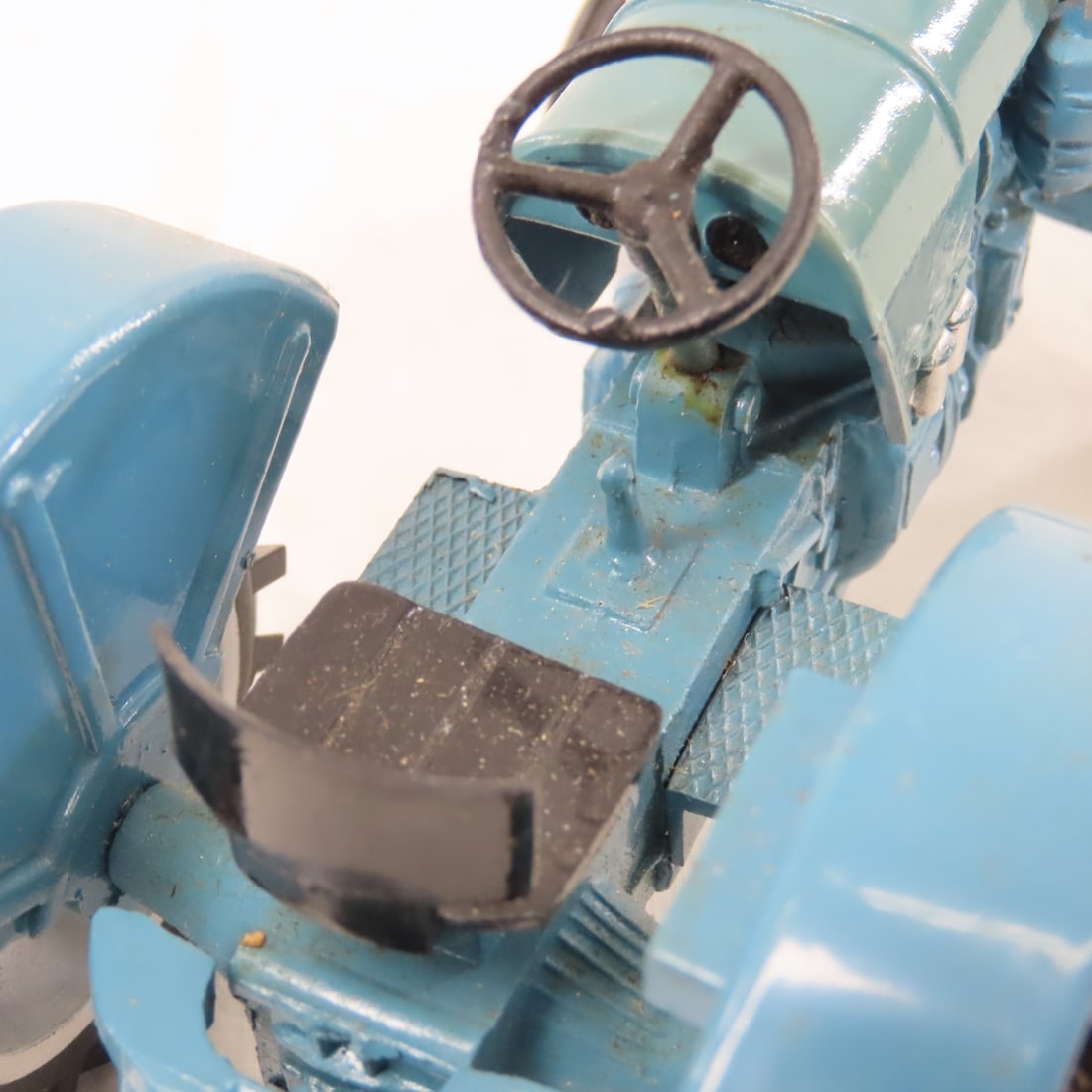 1960s Eicher Goodearth 1/43 Scale Tractor - 12