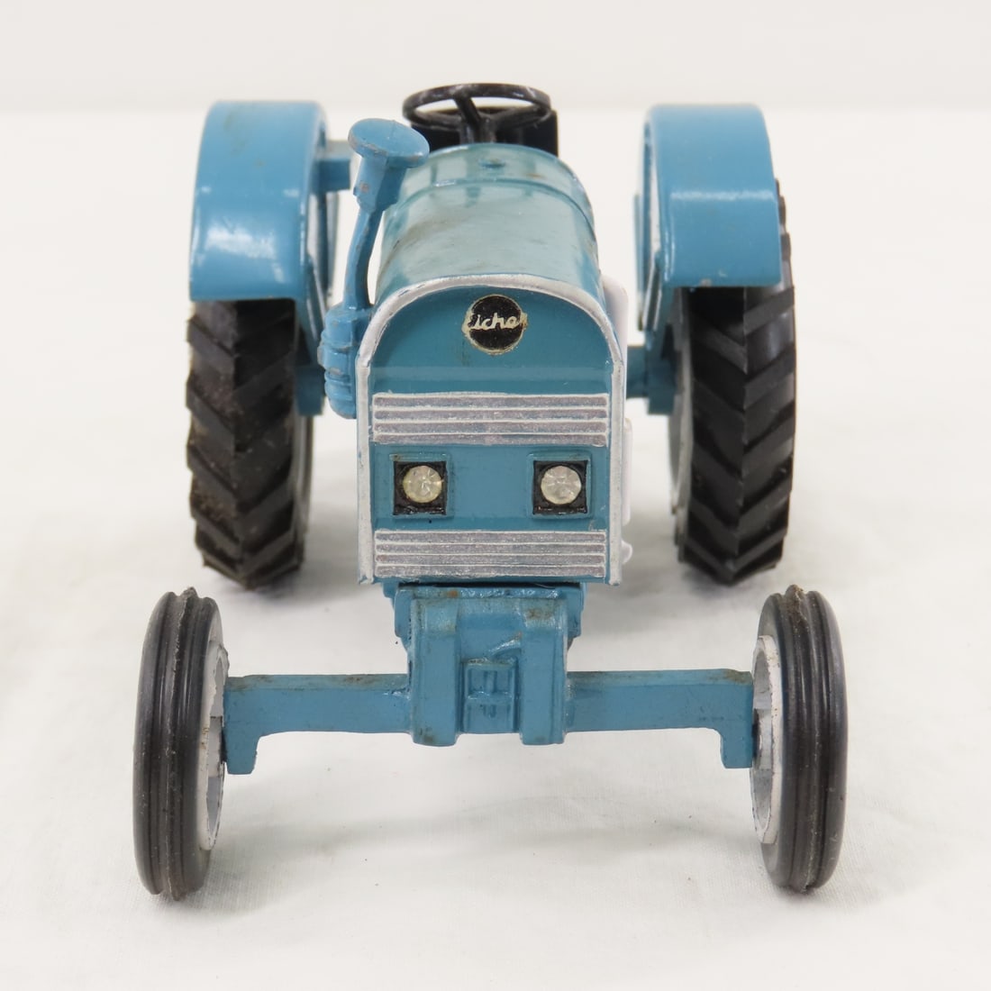 1960s Eicher Goodearth 1/43 Scale Tractor - 8