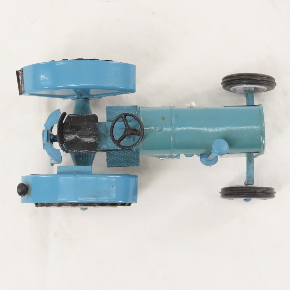 1960s Eicher Goodearth 1/43 Scale Tractor - 9