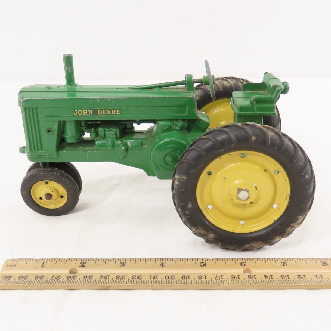3 Vintage john Deere 1/16 Scale Tractors - 2