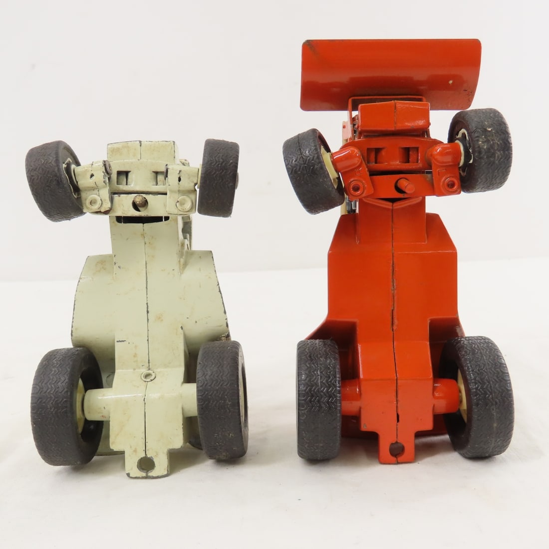 4 1/16 Scale ERTL Lawn Tractors JD, IH, Cub Cadet - 7