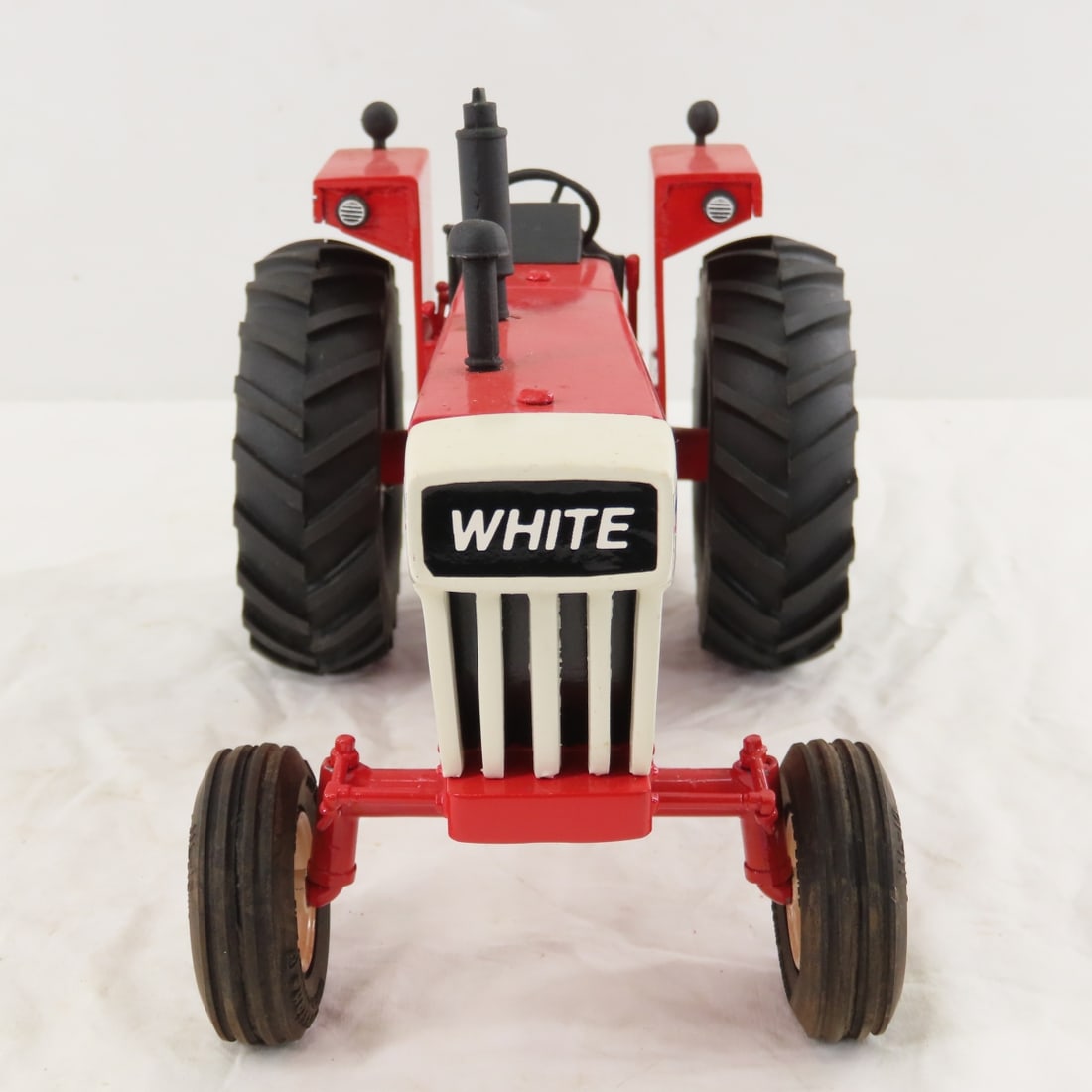 Gilbert Berg Custom M-M G1350 WF Tractor - 8
