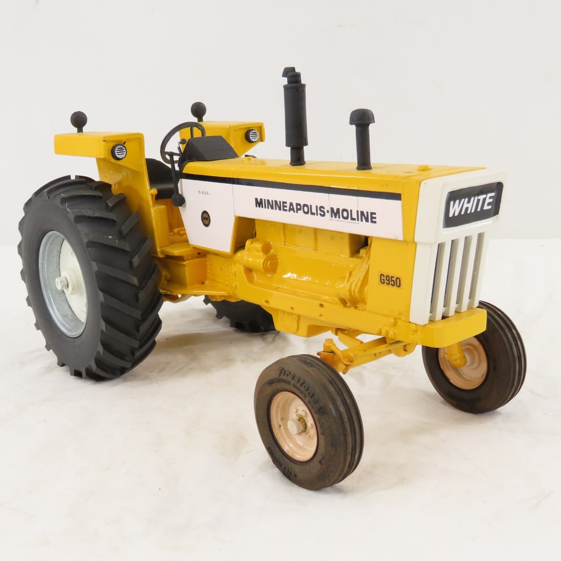 Gilbert Berg Custom White M-M G950 Diesel Tractor - 7