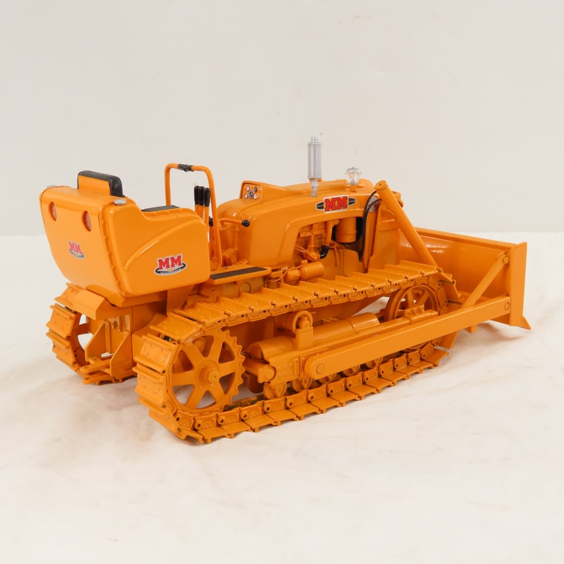 SpecCast Minn-Moline Two Star Crawler w/ Blade - 5