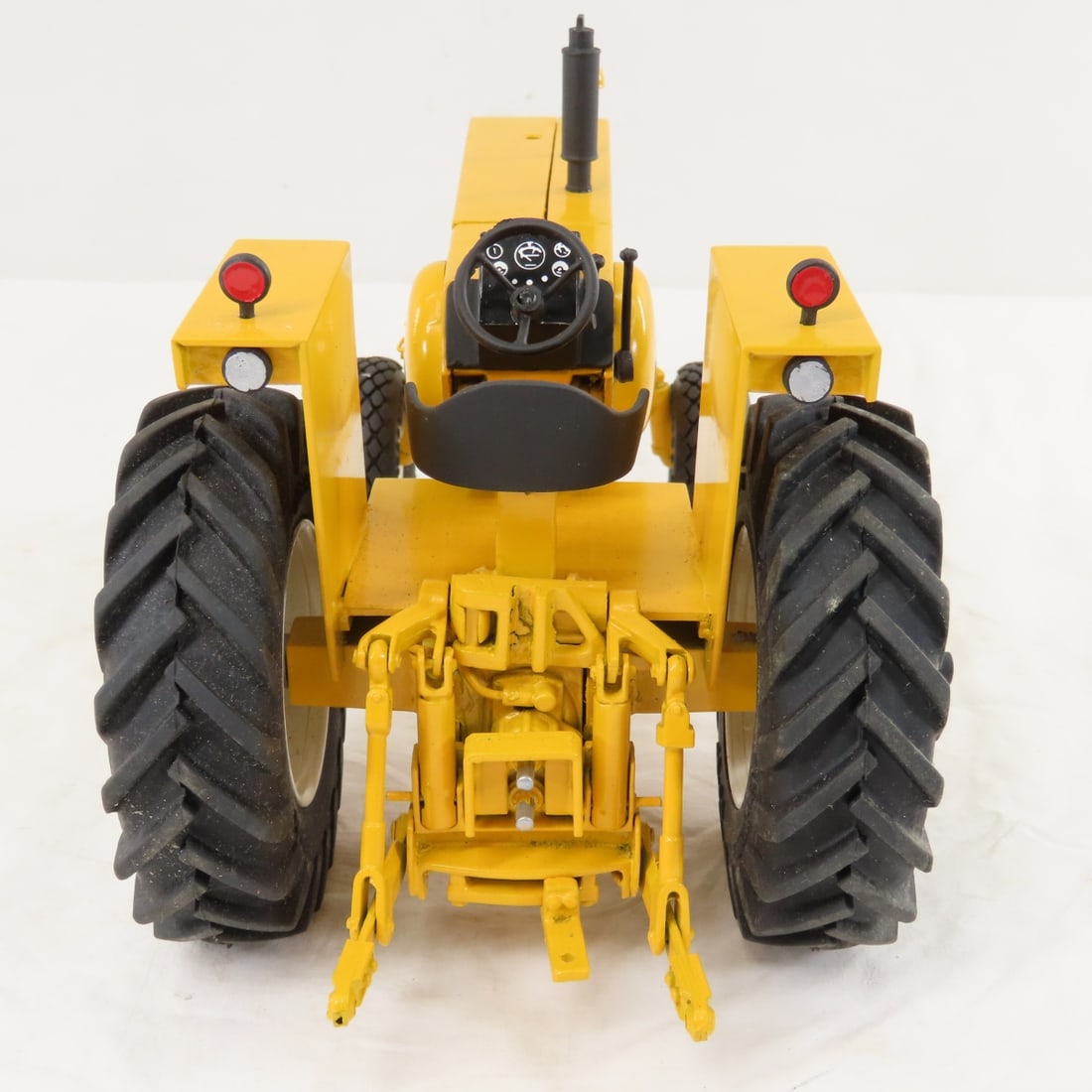 Gilbert Berg Custom M-M G1050 WF Row Crop Tractor - 4