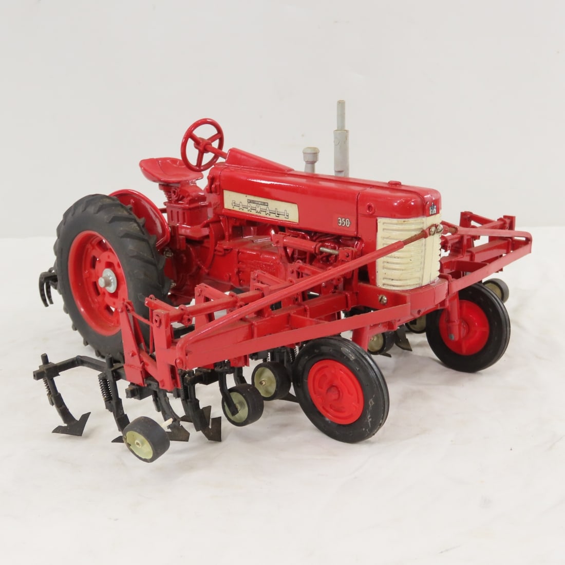 ERTL McCormick Farmall 350 Tractor with Cultivator - 7