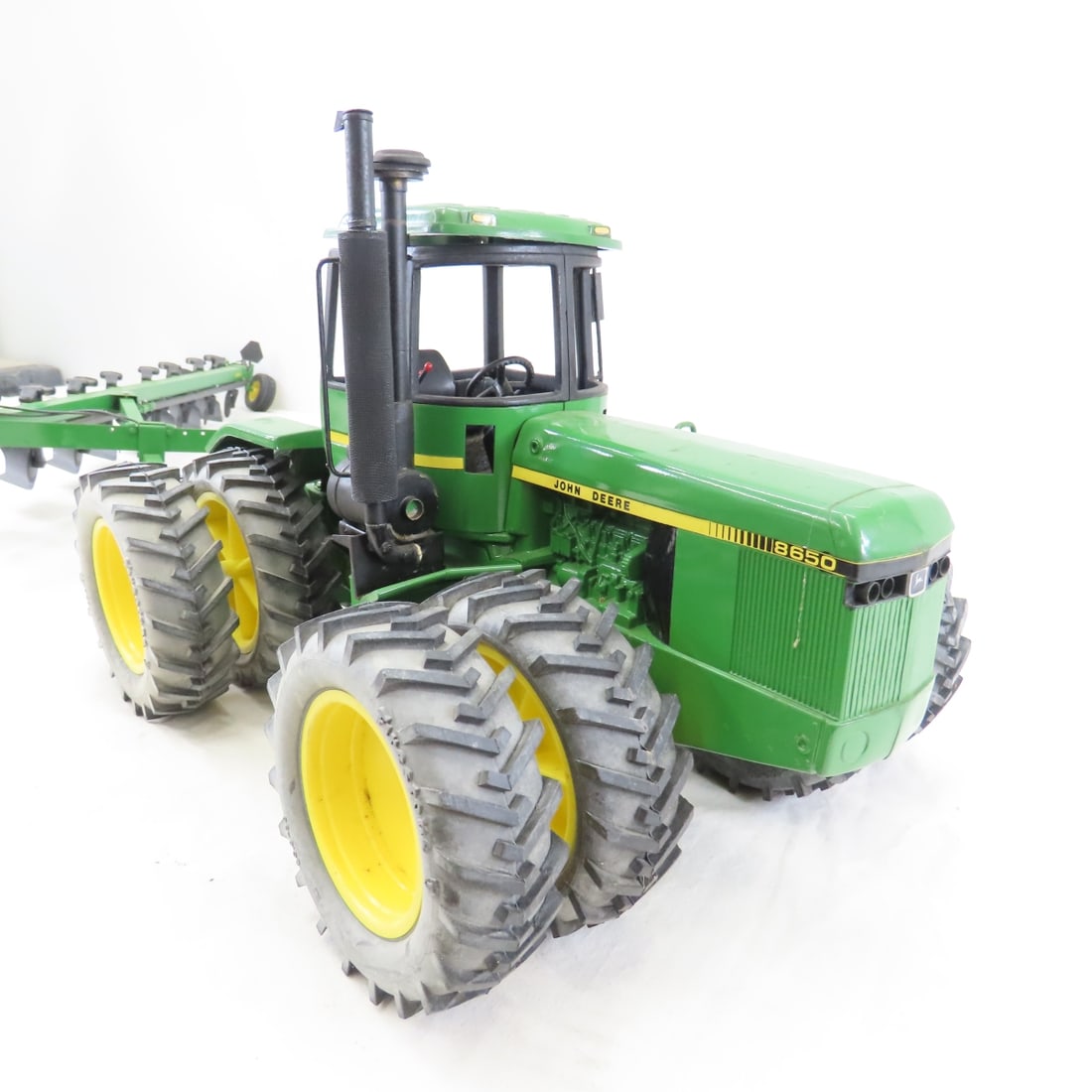 Customized ERTL JD 8650 4WD & 2800 8-Bottom Plow - 7