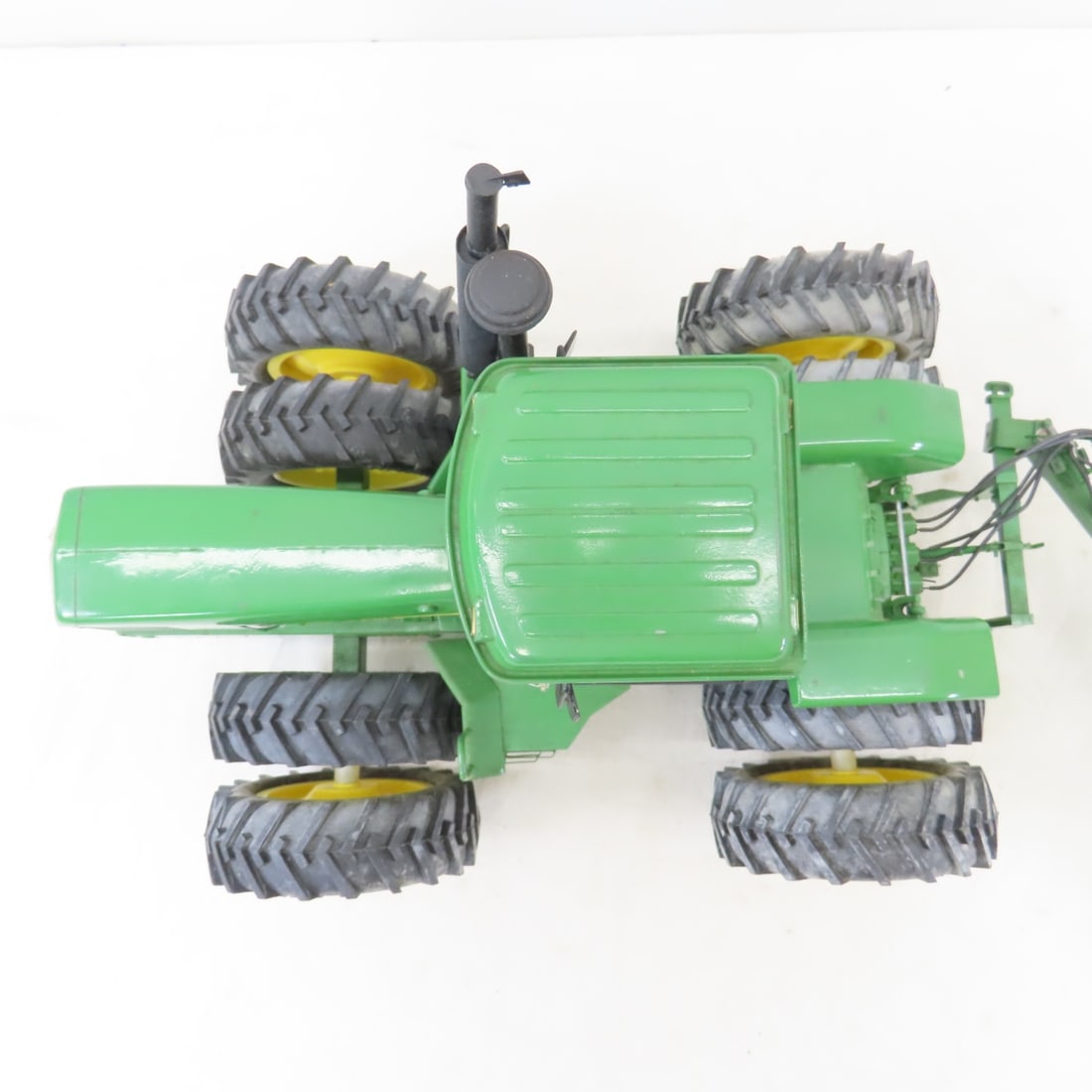 Customized ERTL JD 8650 4WD & 2800 8-Bottom Plow - 9