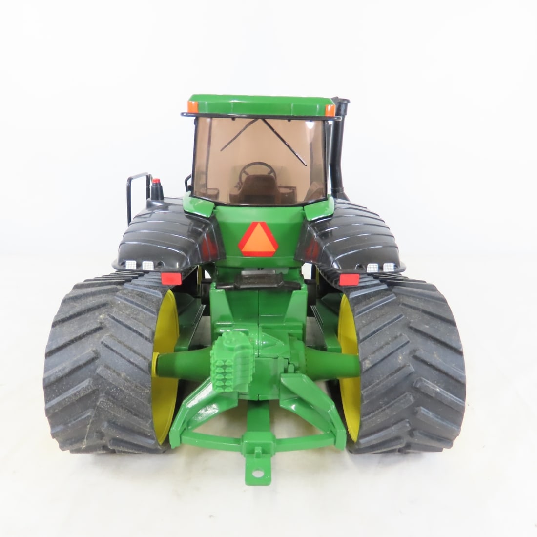 2000 ERTL Collectors Edition 9400T Track Tractor - 4