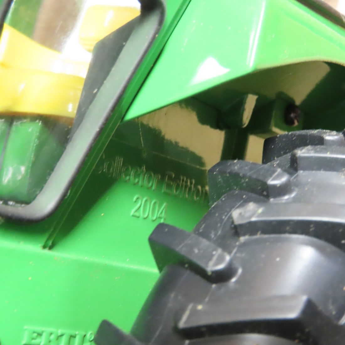 ERTL John Deere 2004 Collectors Ed. 6030 Diesel - 19