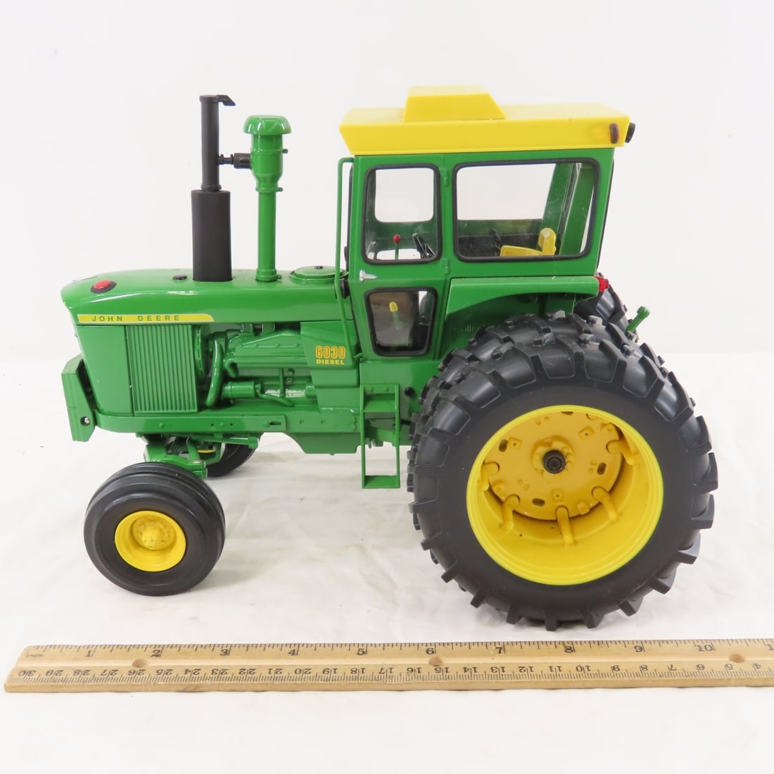 ERTL John Deere 2004 Collectors Ed. 6030 Diesel - 2