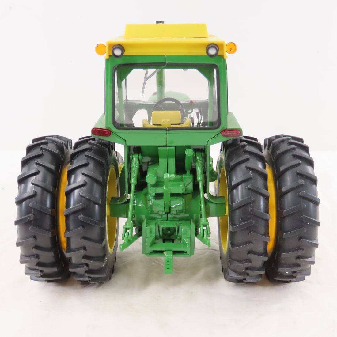 ERTL John Deere 2004 Collectors Ed. 6030 Diesel - 4