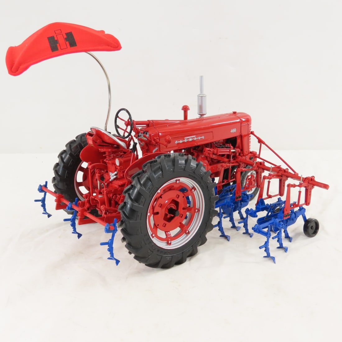 ERTL 50th Anniv. 1954 Farmall 400 with Cultivator - 5