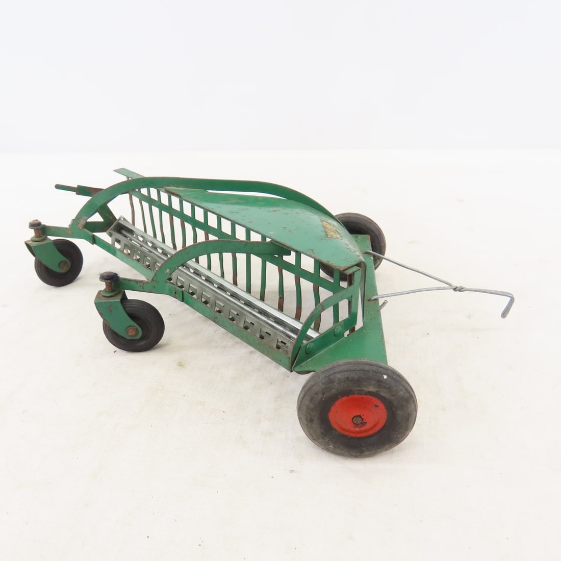 1950's SLIK Oliver Side Delivery Hay Rake - 5