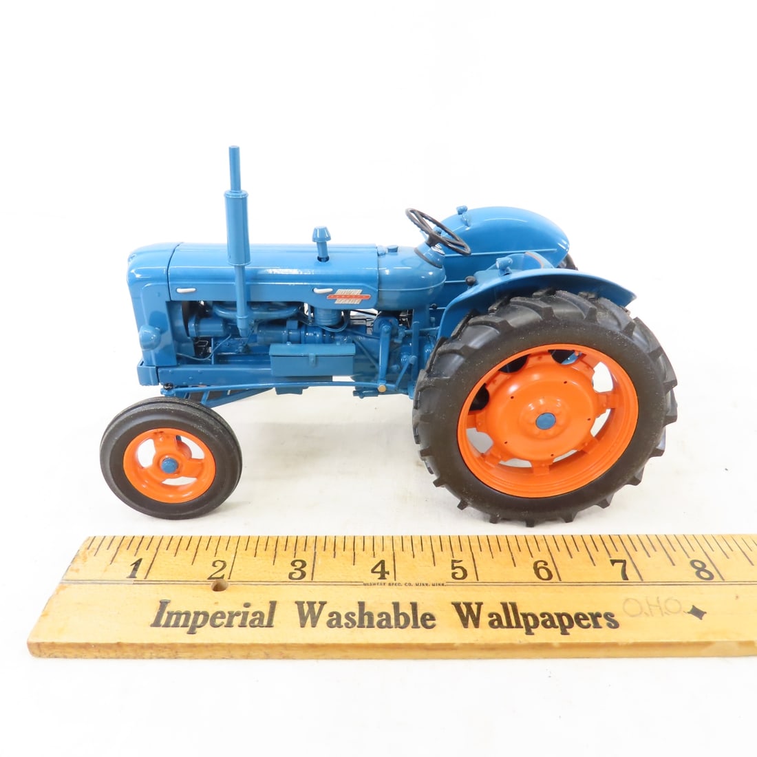 Universal Hobbies 1958 Fordson Power Major Tractor - 2