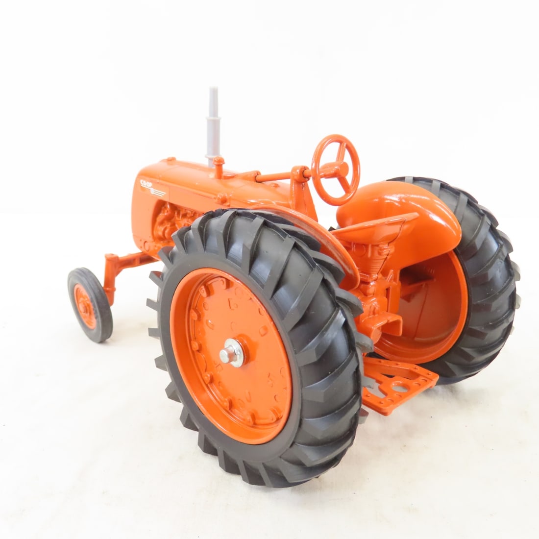ERTL CO-OP E5 Tractor 1988 Farm Toy Museum - 3
