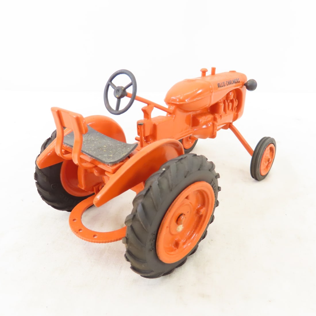 Allis-Chalmers B Tractor 1987 Toy Tractor Times - 5