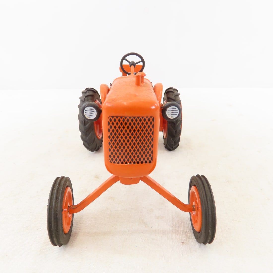 Allis-Chalmers B Tractor 1987 Toy Tractor Times - 8