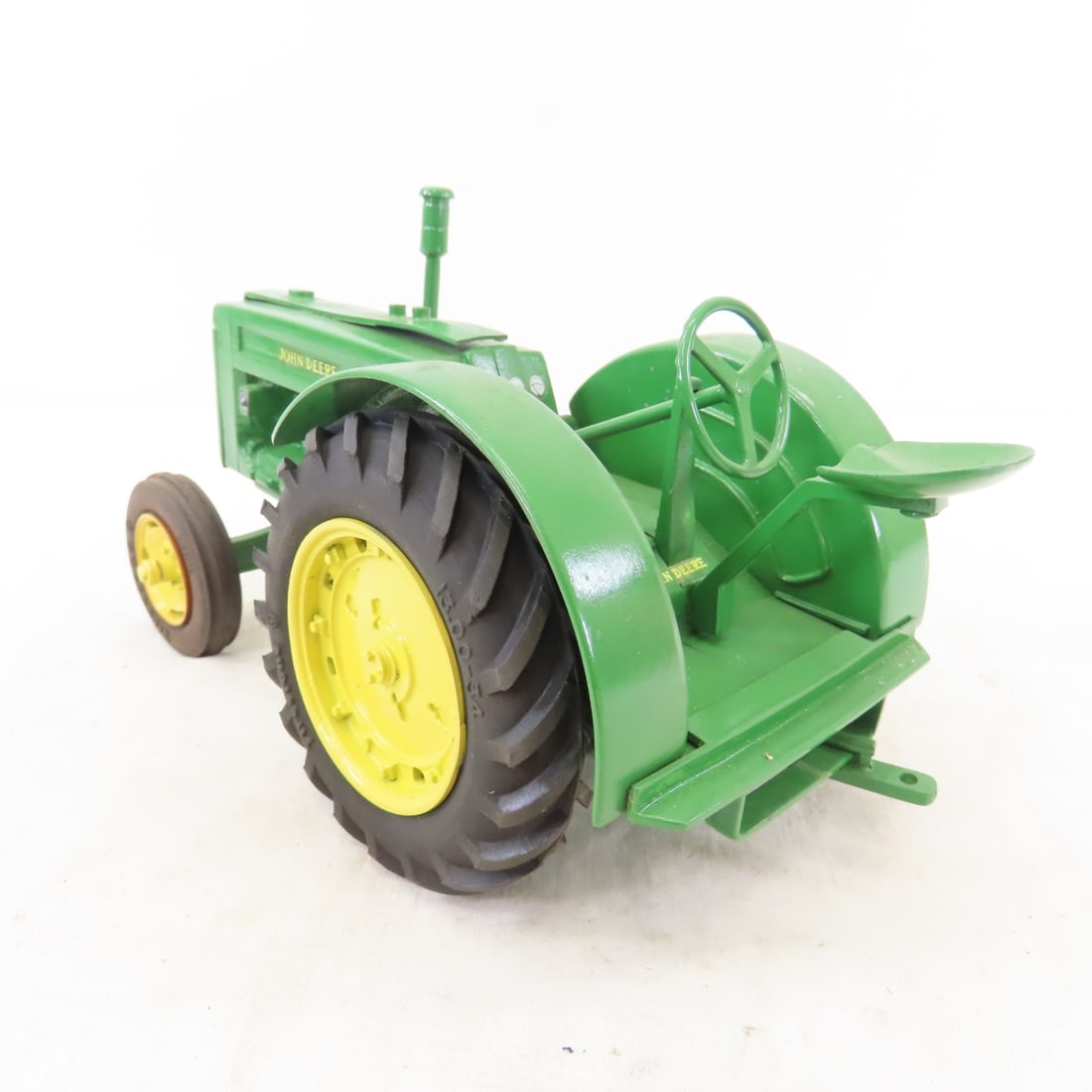 NB&K John Deere Model D Tractor 1989 Toy Show - 3