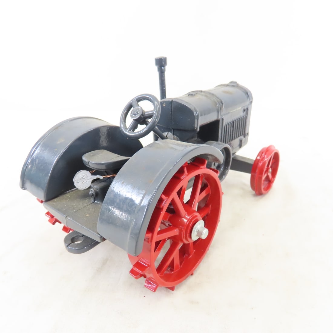 JLE Scale Models McCormick Deering 10-20 Tractor - 5