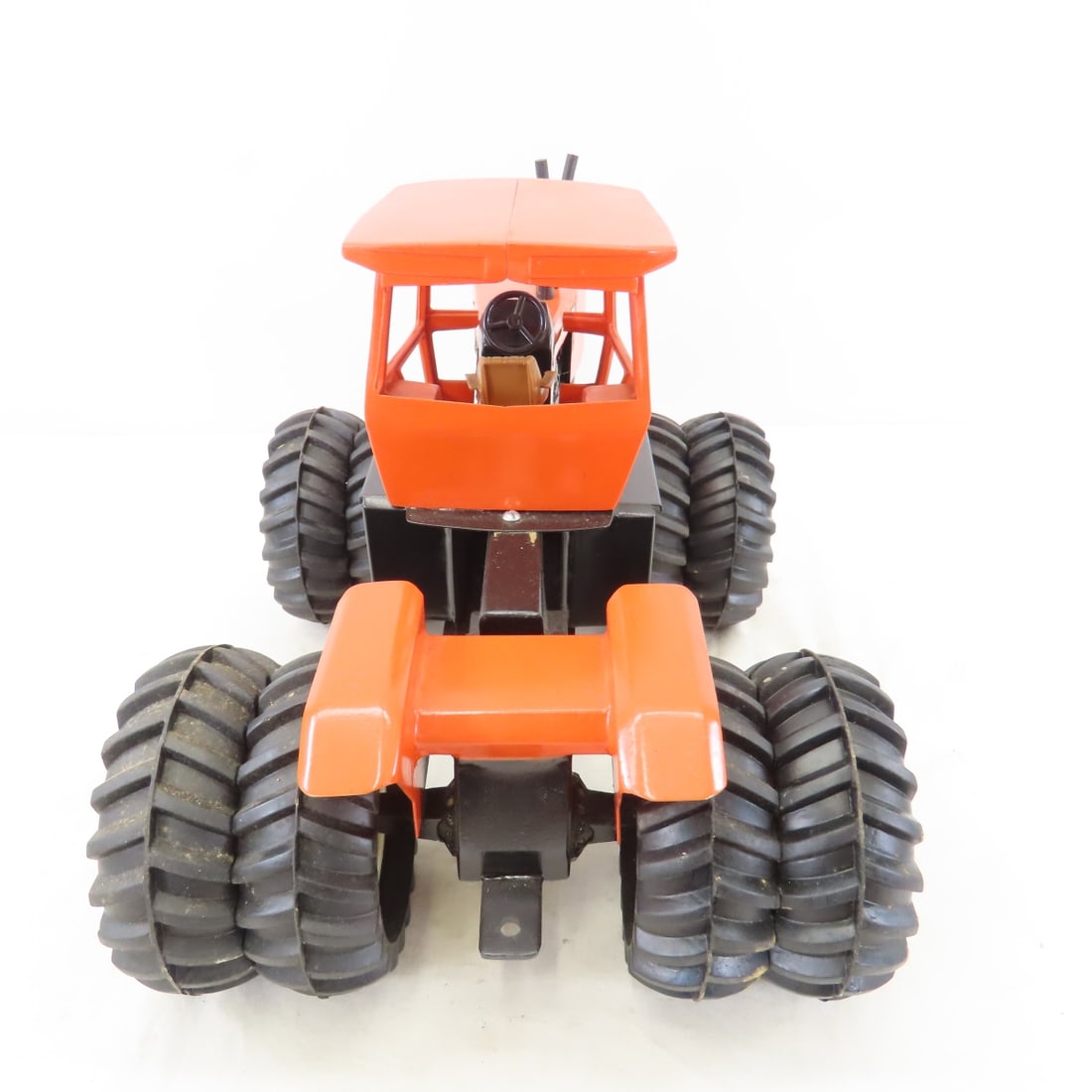 Ingenious Design Allis-Chalmers 4W-305 Tractor - 4