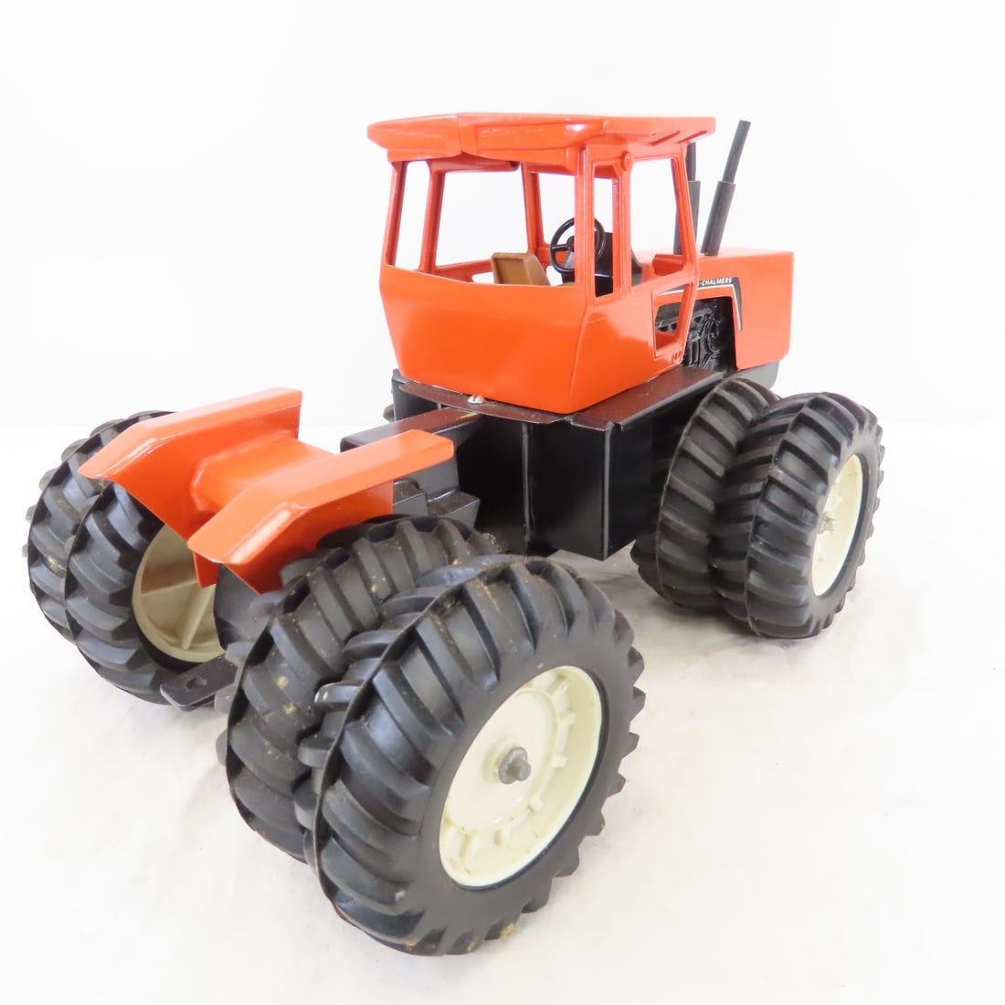 Ingenious Design Allis-Chalmers 4W-305 Tractor - 5