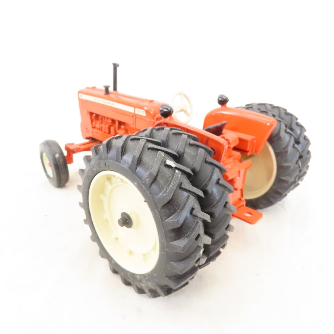 ERTL Allis-Chalmers D19 Tractor MN State Fair 1990 - 3