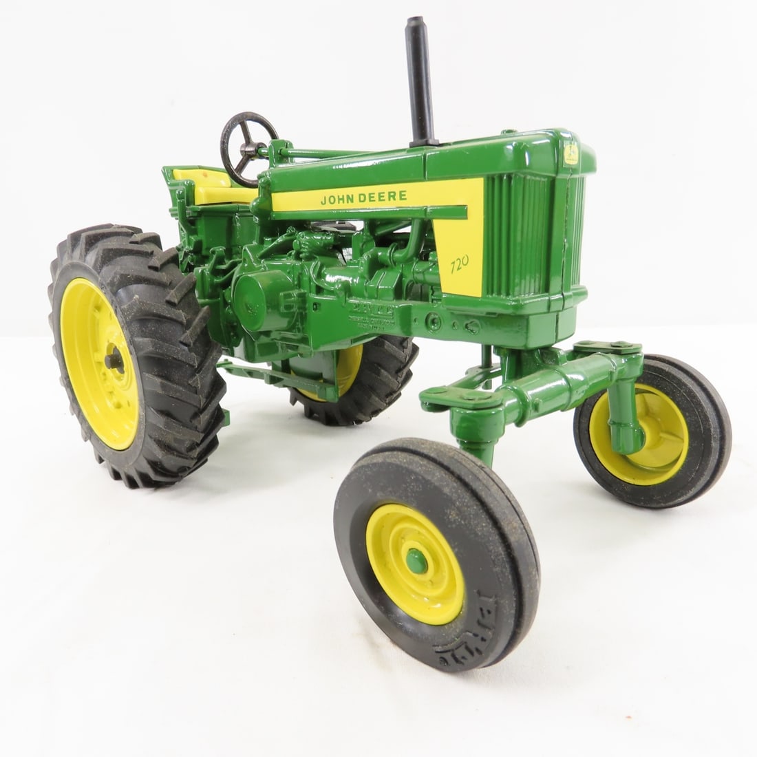 ERTL John Deere Model 70 & 720 WF Tractors - 7