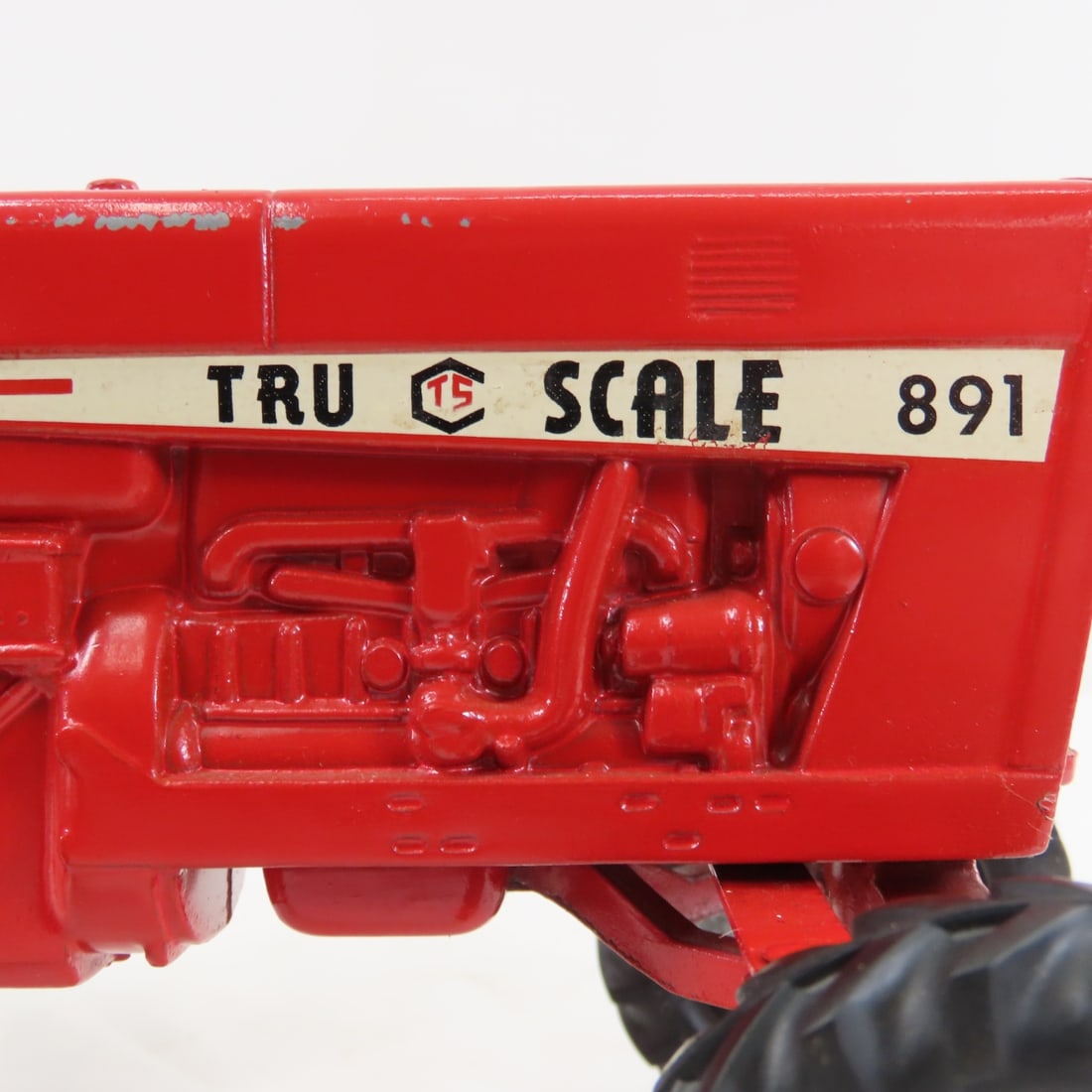 Tru Scale 891 & 401 1/16 Diecast Tractors - 12