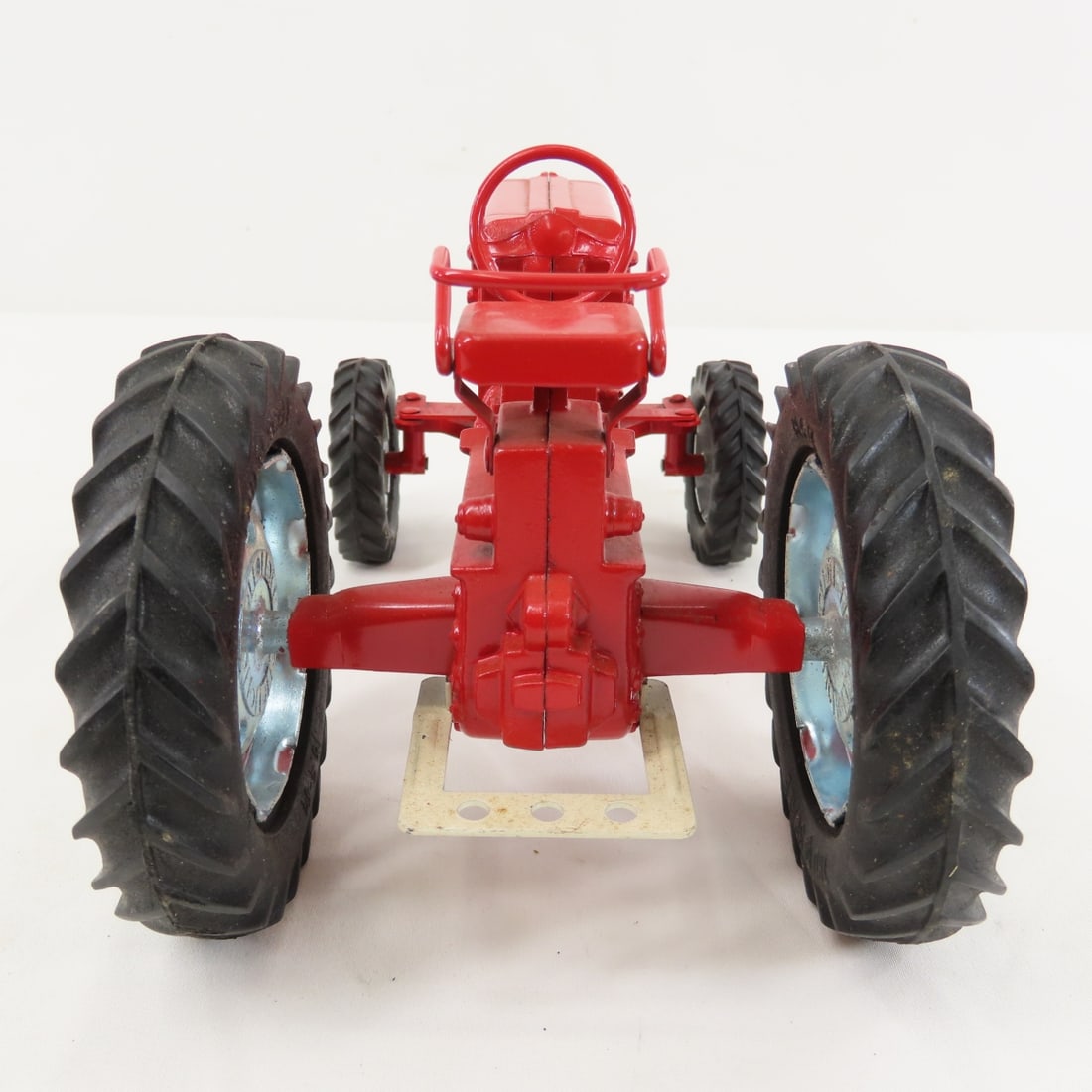 Tru Scale 891 & 401 1/16 Diecast Tractors - 4