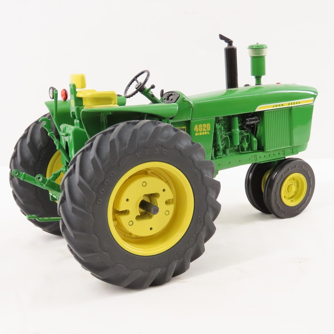 ERTL Precision Series J Deere 4020 Diesel Tractor - 5