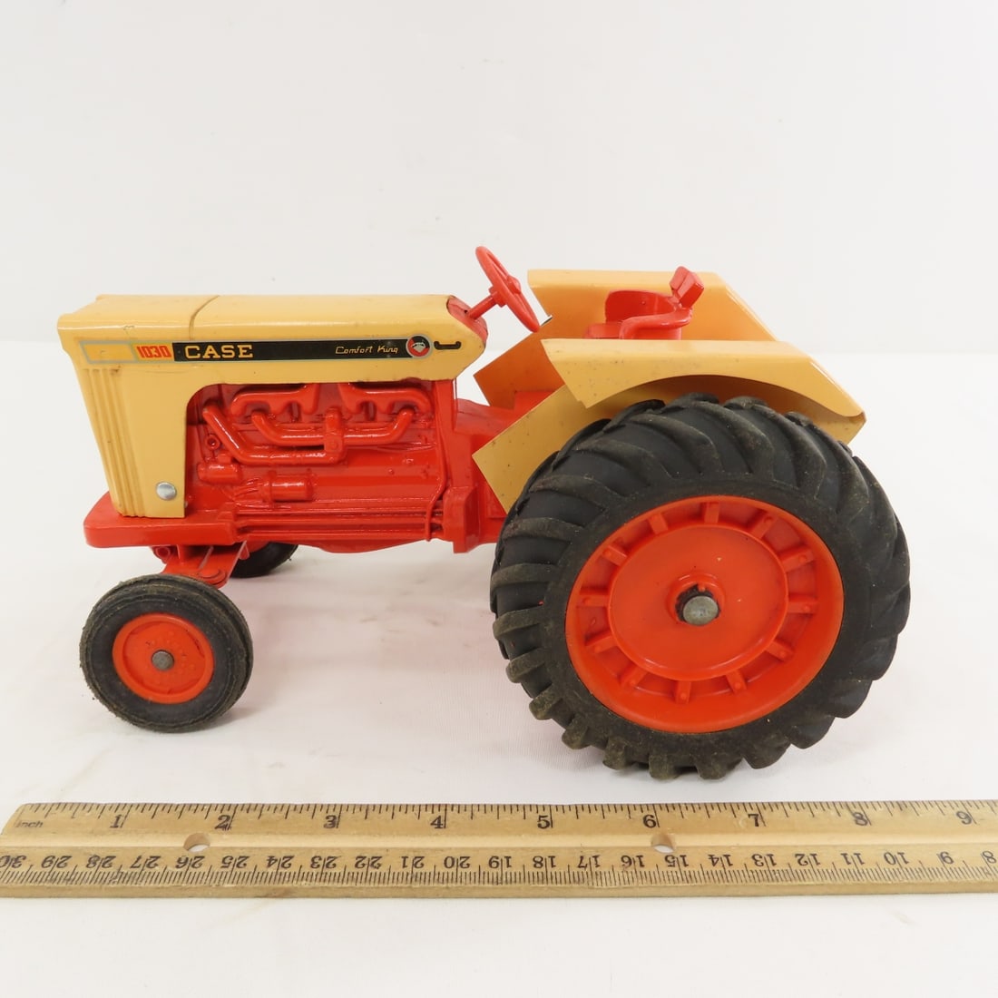 ERTL CASE 1030 Comfort King Wheatland Tractor - 2