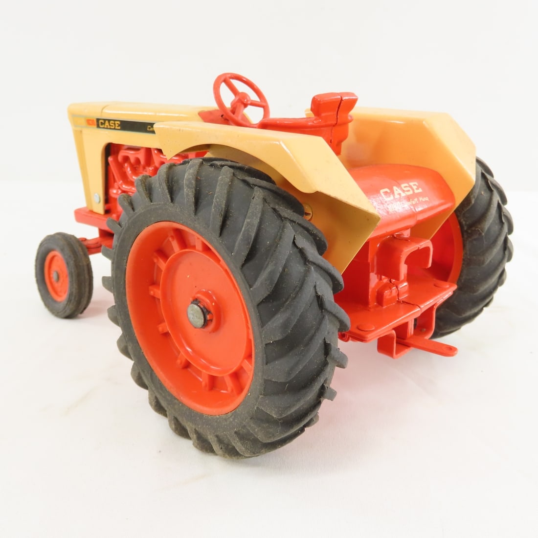 ERTL CASE 1030 Comfort King Wheatland Tractor - 3