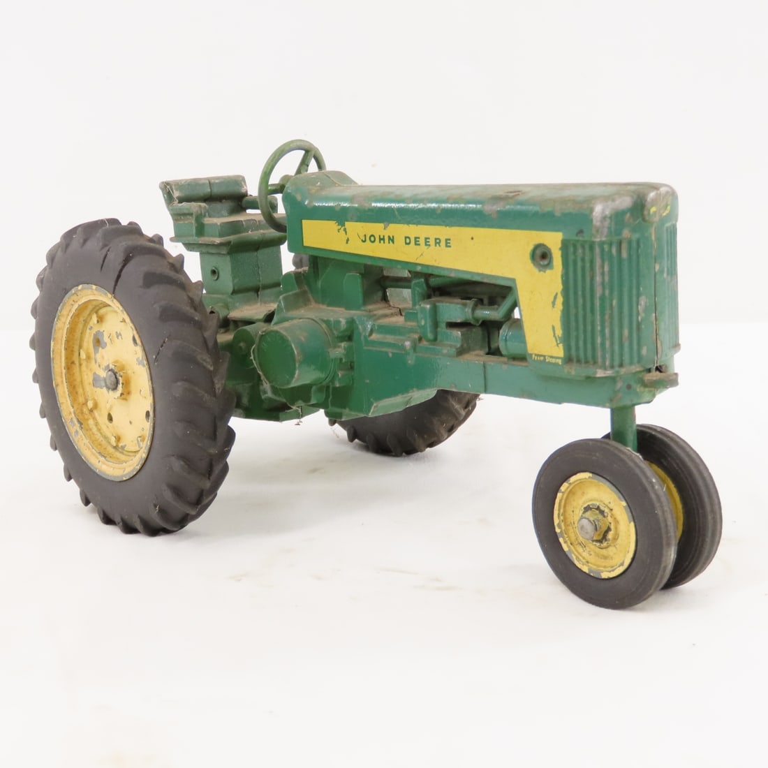ESKA John Deere 730 NF Tractor 1/16 Diecast - 7