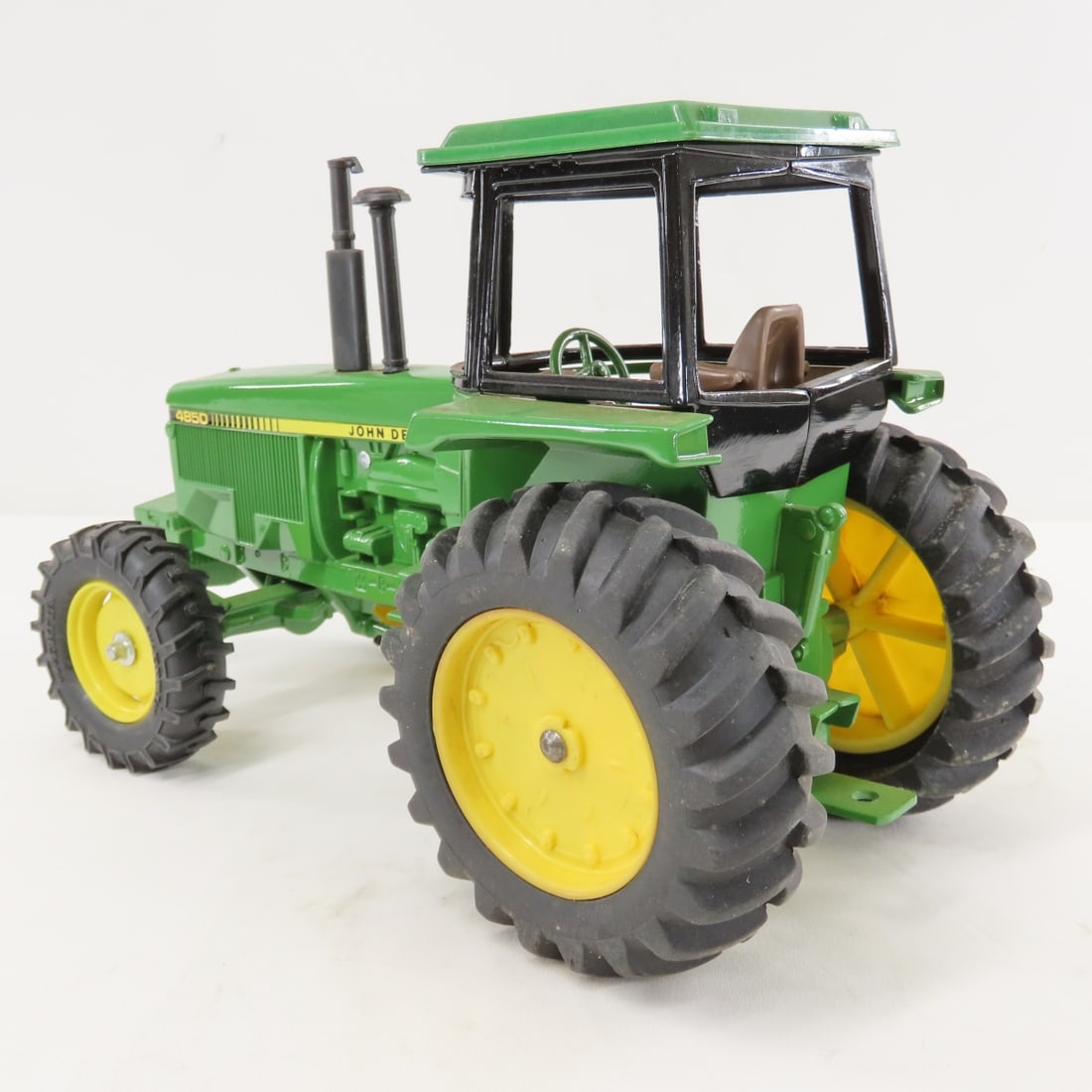 ERTL John Deere 4850 MFWD Tractor w/ Cab - 3