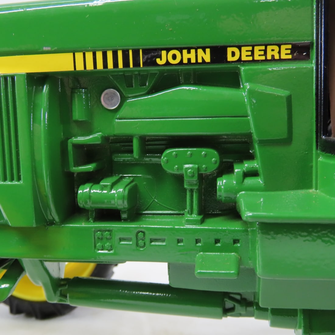 ERTL John Deere 4955 MFWD Tractor w/ Cab - 15