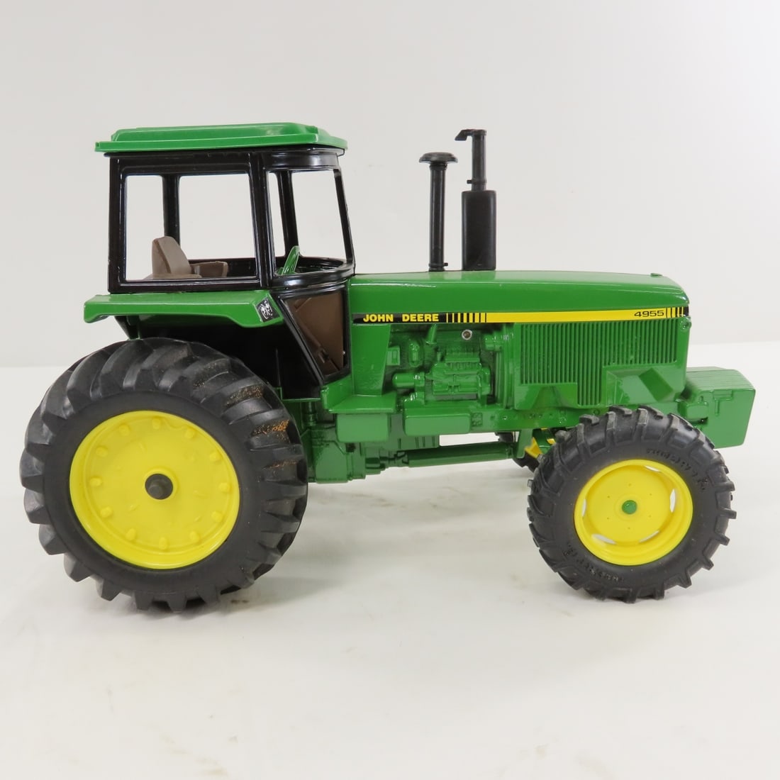 ERTL John Deere 4955 MFWD Tractor w/ Cab - 6