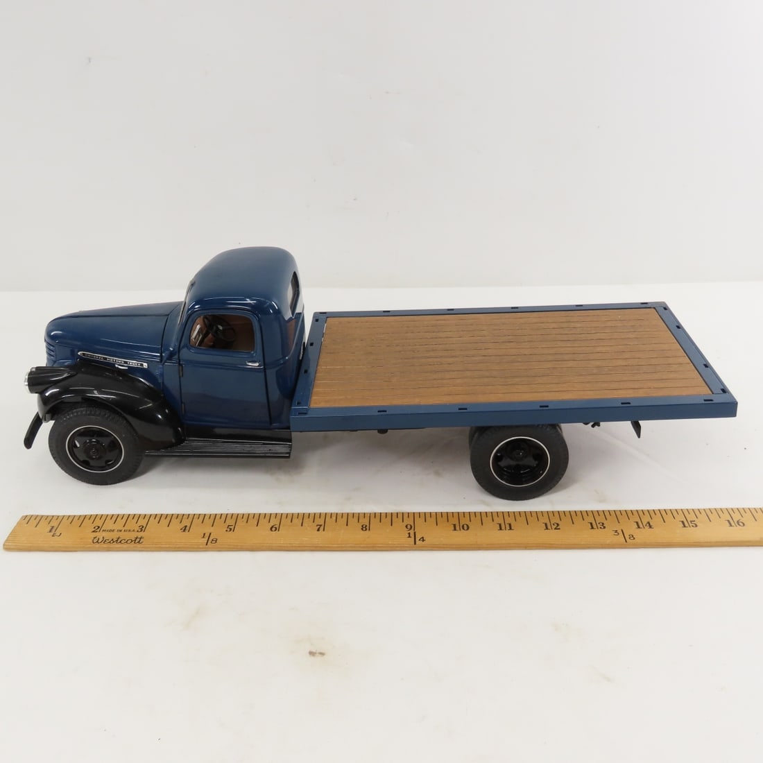 Highway 61 General Motors 1941 Flatbed Truck - 2