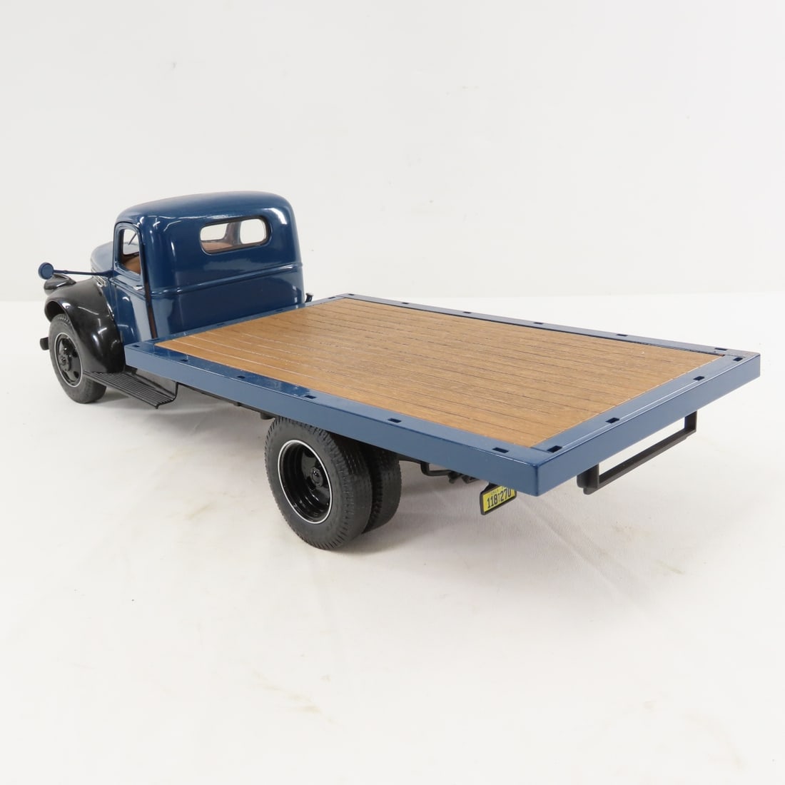 Highway 61 General Motors 1941 Flatbed Truck - 3