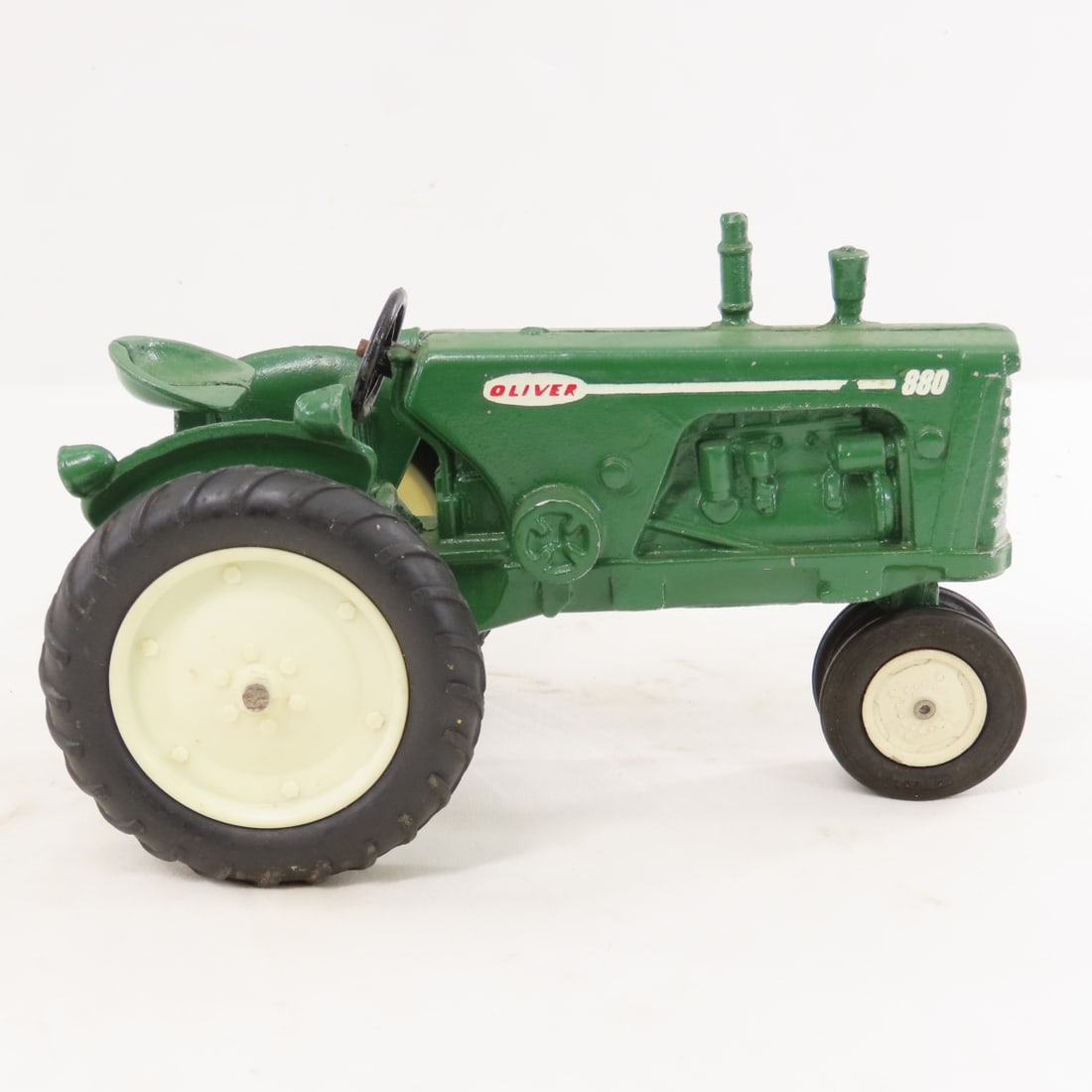 Oliver 880 Row Crop NF Tractor 1/16 Diecast - 6