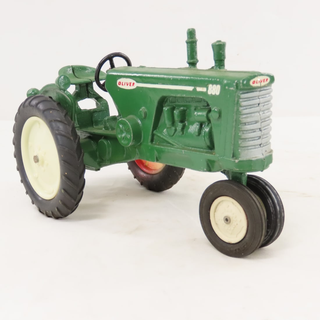 Oliver 880 Row Crop NF Tractor 1/16 Diecast - 7
