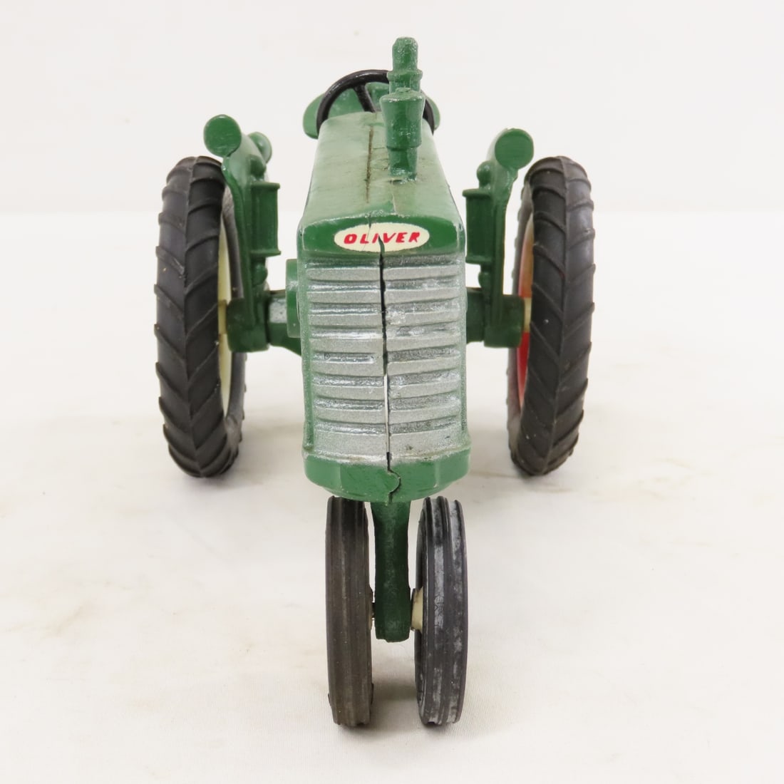 Oliver 880 Row Crop NF Tractor 1/16 Diecast - 8