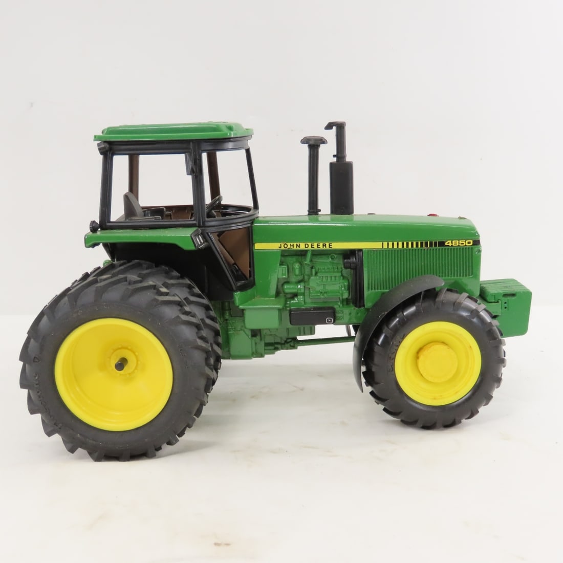 Aaron Wikner Custom ERTL JD 4850 MFWD Tractor - 6