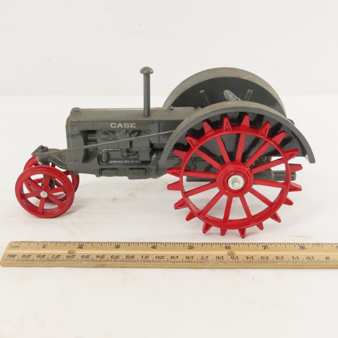 Scale Models JLE #8 ERTL CASE 1930 CC Tractor - 2