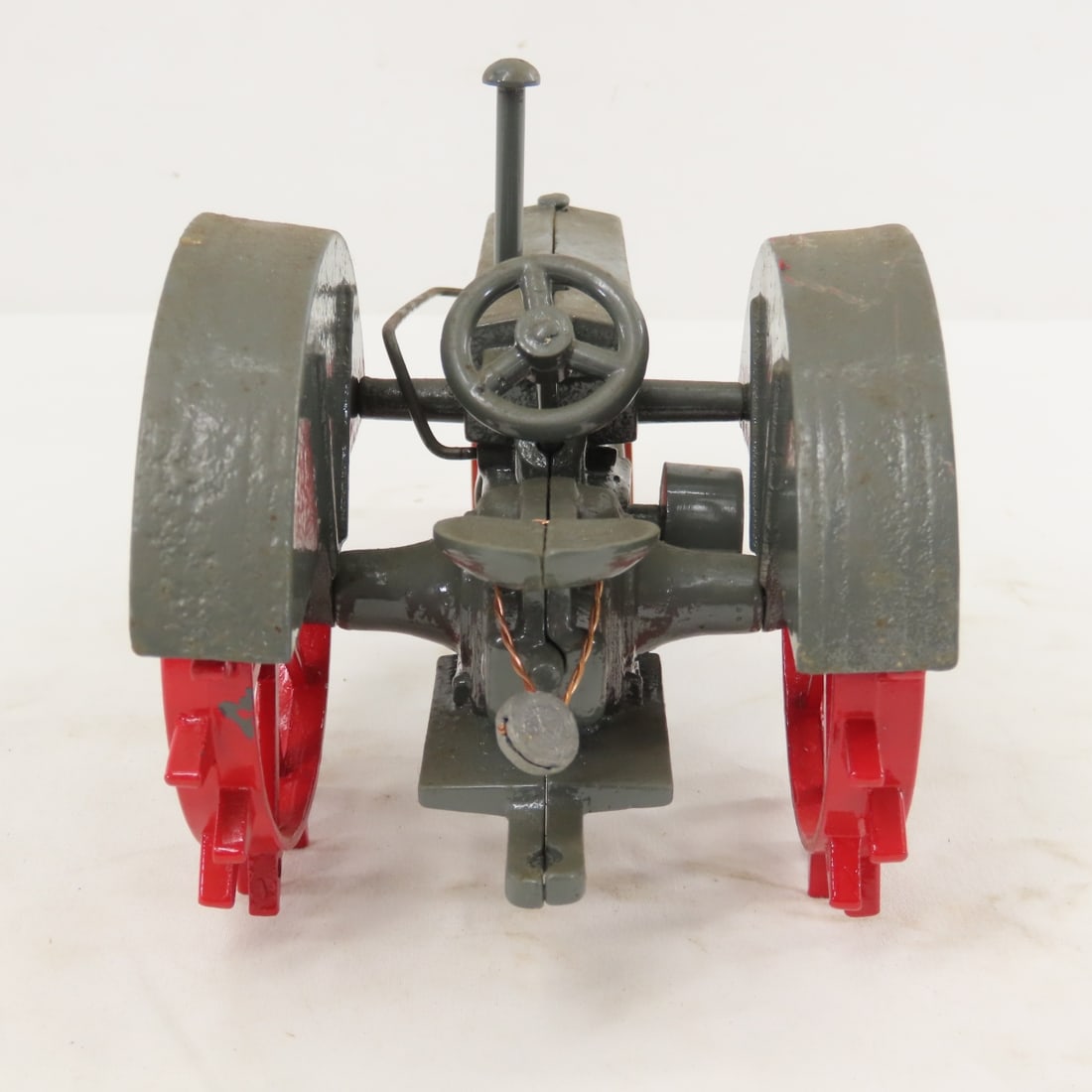 Scale Models JLE #8 ERTL CASE 1930 CC Tractor - 4