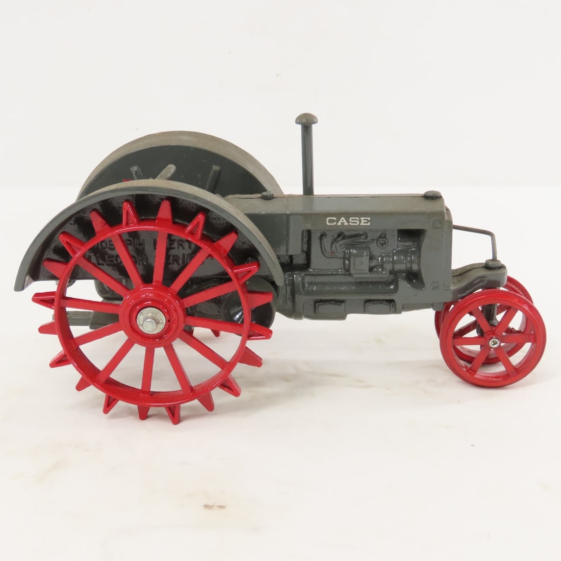 Scale Models JLE #8 ERTL CASE 1930 CC Tractor - 6